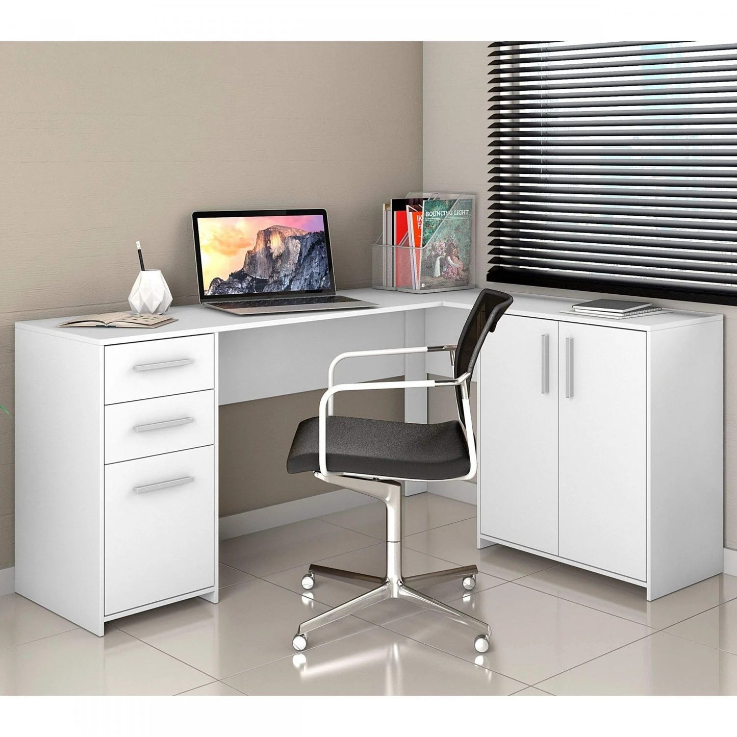 Mesa de Escritório em L 2 Gavetas 3 Portas Office NT 2005